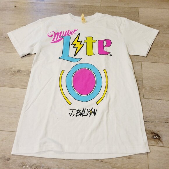 J Balvin Bodegawear Miller Lit T-Shirt Sz Sm iLego! Streetwear Reggaetón - Picture 1 of 3